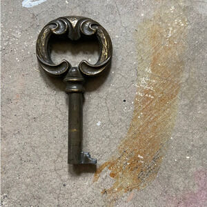 Art Nouveau key from Berlin metal, ornate, collectible